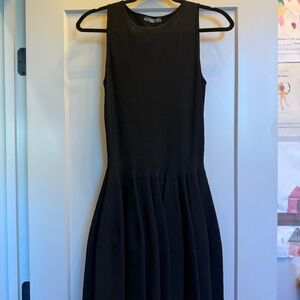 Alexander McQueen Scoop Neck Midi Length Dress